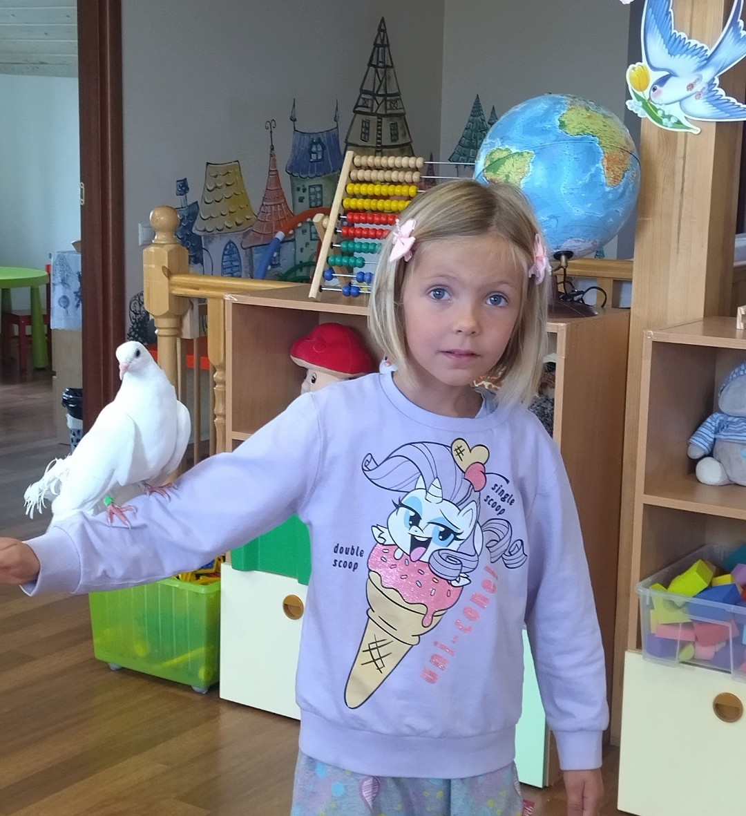 Белые голуби в гостях у Кувшинки
